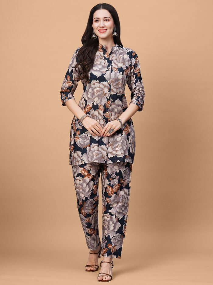 Women’s Cotton Straight Printed Kurta With Pant - Image 6