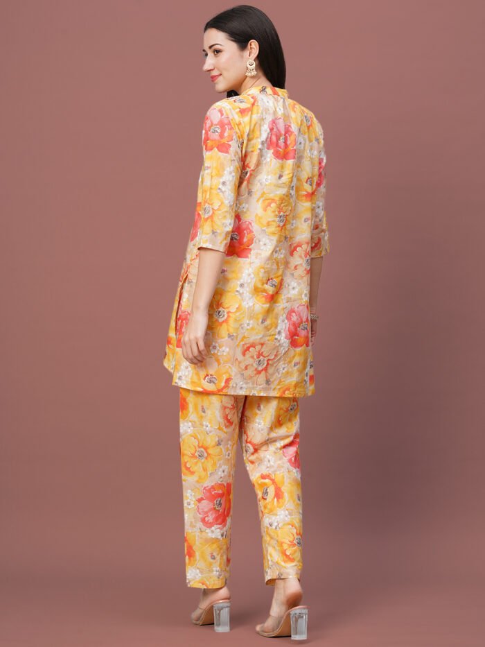 Women’s Cotton Printed Straight Kurta with Pant - Image 5