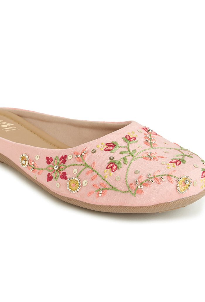 Women Mojaris Flats - Image 4