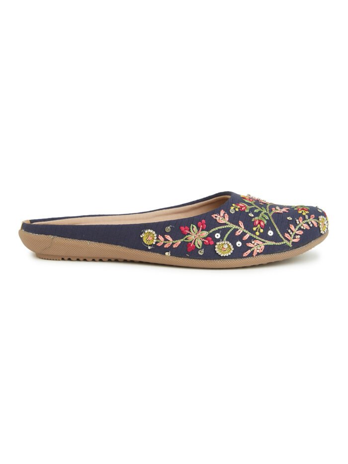 Women Embellished Ethnic Mules - Image 3