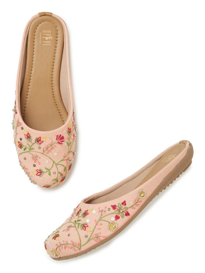 Women Embellished Ethnic Mules - Image 2