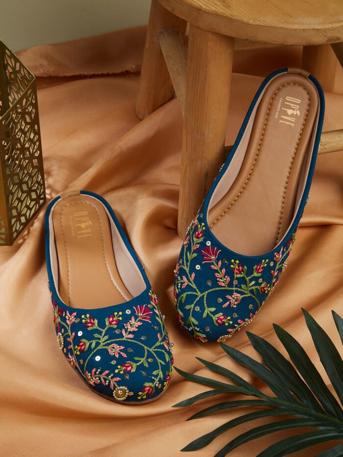 Women Teal Blue Embellished Ethnic Mules