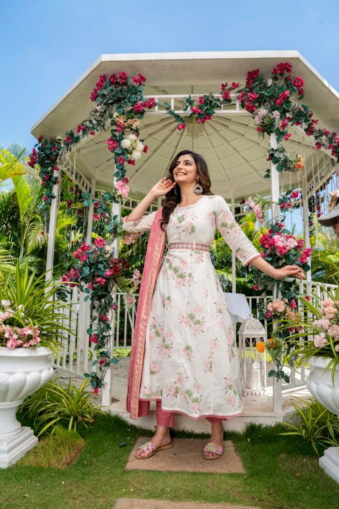 Floral Printed Anarkali Pure Cotton Kurta with Trousers & Dupatta - Image 3