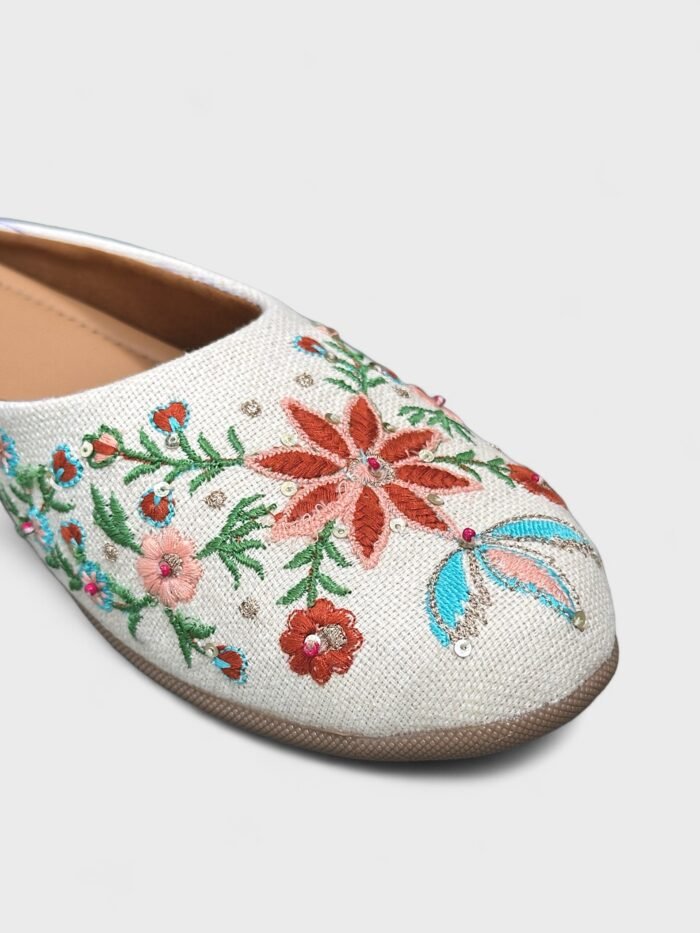 Trendy Handcrafted Embroidered Flats – Perfect for Everyday & Festive Wear - Image 4