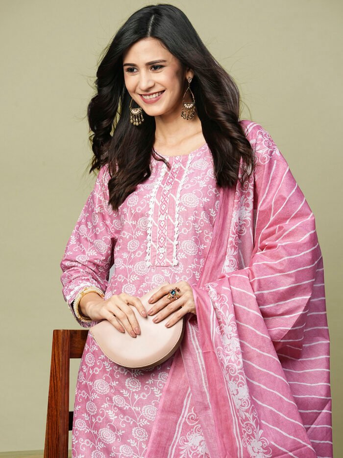 Opive Women Pink Floral Printed Design Cotton Kurta with Trousers & Dupatta - Image 3