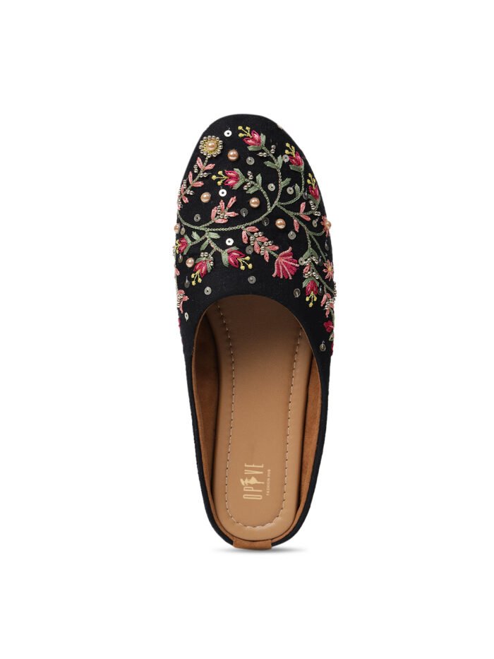 Women Black Ethnic Flats - Image 7