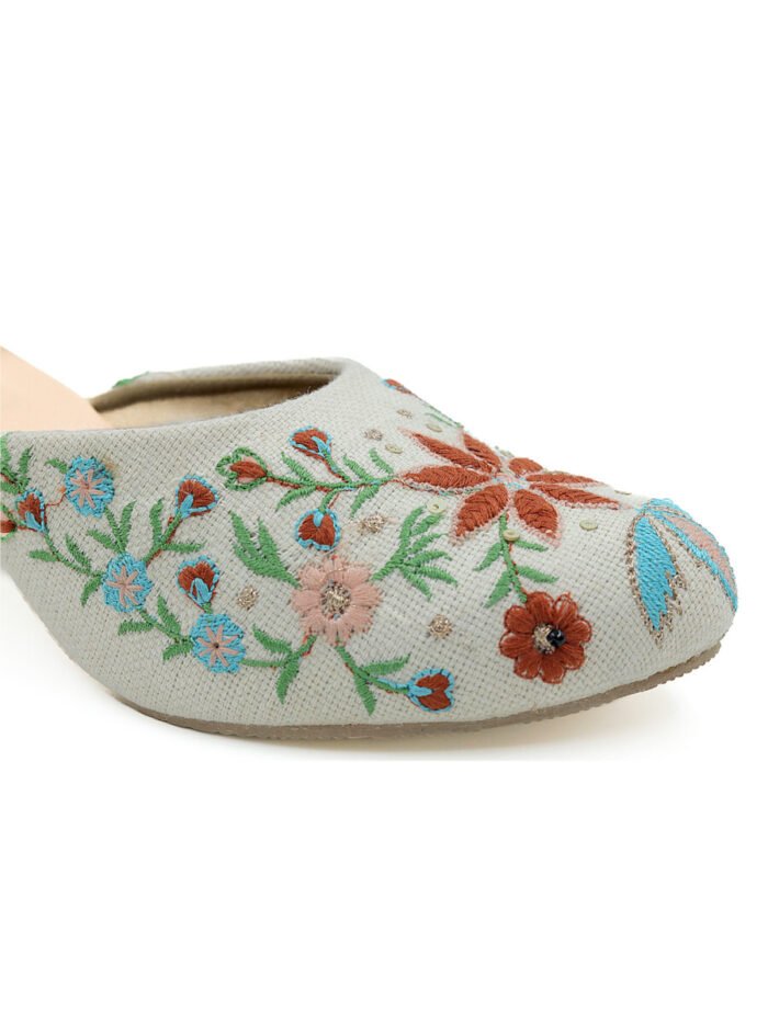 Royal Garden Cream Embroidered Block Heels - Image 2