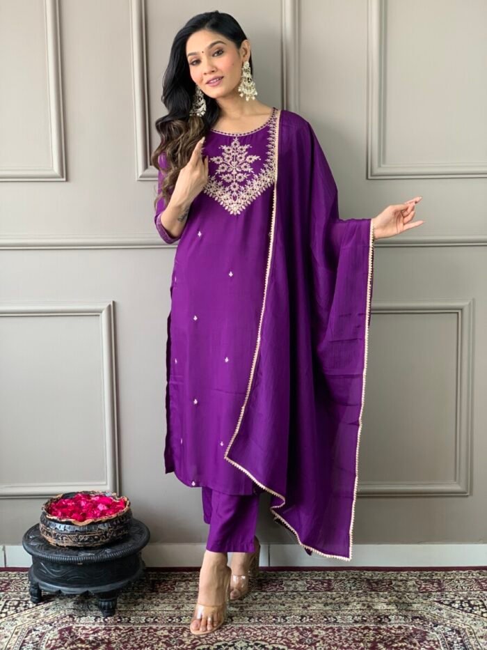 Lavender Threadwork Cotton Festive Suit - Image 5