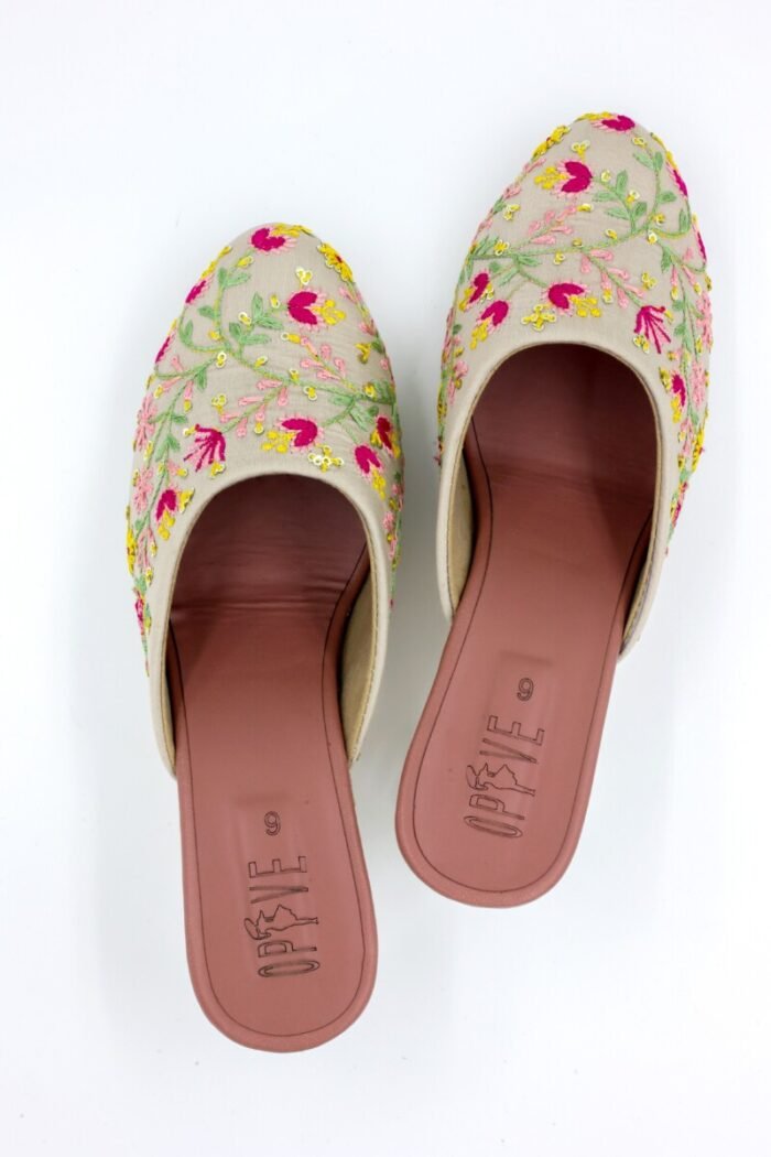 Scarlet Blossom Embroidered Mules 🌺✨ - Image 4