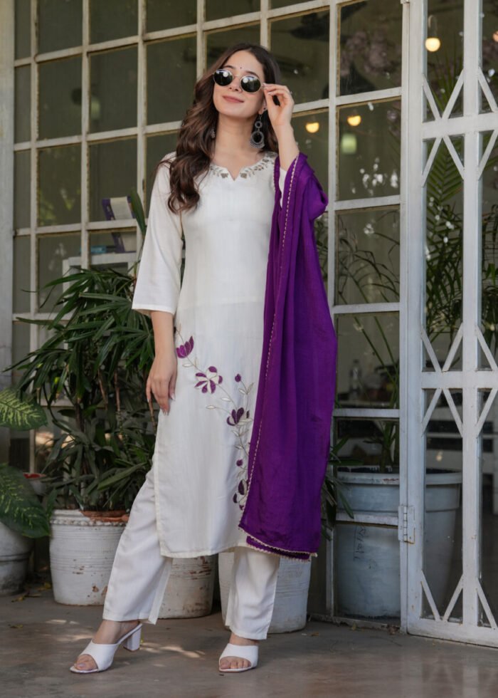 Opive Women's Off White Cotton Straight Embroidered Kurta with Pant & Dupatta - Image 2