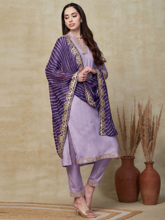 Women Embroidered Viscose Silk Blend kurta Pant Dupatta set - Image 5