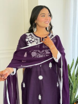 NK 574 Violet 7