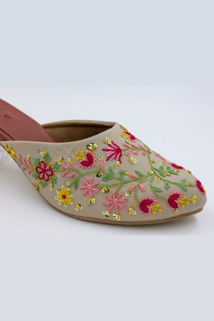 Scarlet Blossom Embroidered Mules 🌺✨ - Image 2